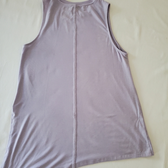 Two women's tank tops. - Picture 3 of 5